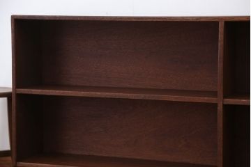 アンティーク家具　アンティーク 古い学校の脚付き飾り棚(4)(陳列棚・本棚)