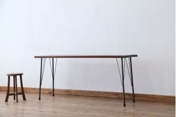 アンティーク家具　☆アンテイーク　古い木の鉄脚テーブル(作業台)