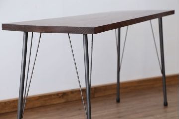 アンティーク家具　☆アンテイーク　古い木の鉄脚テーブル(作業台)