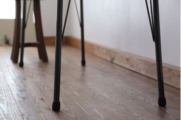 アンティーク家具　☆アンテイーク　古い木の鉄脚テーブル?(作業台)
