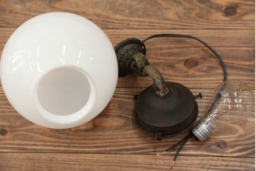 アンティーク　素敵なデザイン!古い駄菓子屋のレトロな外灯(照明・電笠)