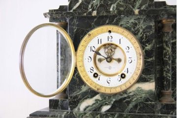 アンティーク雑貨　アンティーク　古い精工舎・大理石置き時計など2点(ジャンク品)
