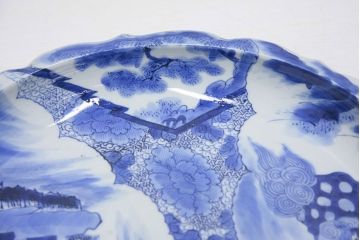 アンティーク雑貨　○江戸〜明治!図柄の良い染付皿2枚(大明成化年製)