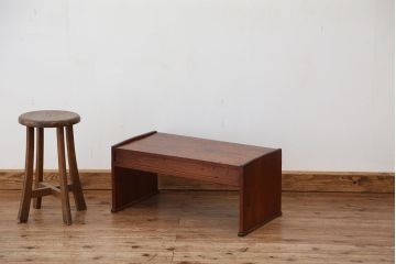 アンティーク家具　古民具・骨董　古い木の小さなアンティーク文机