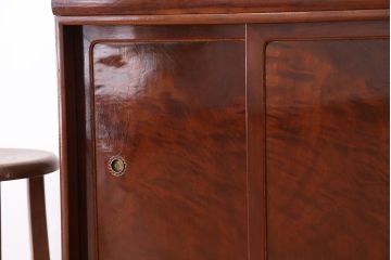 昭和レトロ　極上美品!前面桑材(張り)の上質な二段重ね茶箪笥
