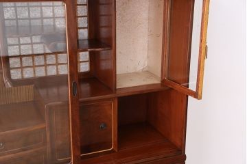 昭和レトロ　極上美品!前面桑材(張り)の上質な二段重ね茶箪笥