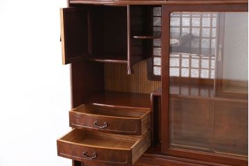 昭和レトロ　極上美品!前面桑材(張り)の上質な二段重ね茶箪笥