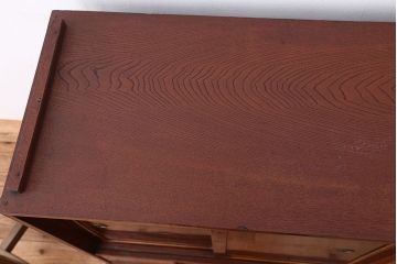 昭和レトロ　極上美品!前面桑材(張り)の上質な二段重ね茶箪笥
