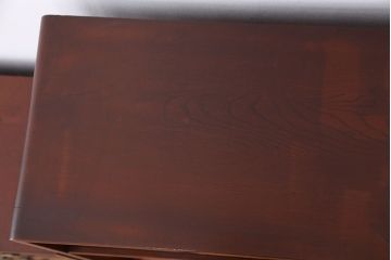 昭和レトロ　極上美品!前面桑材(張り)の上質な二段重ね茶箪笥