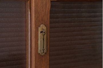 アンティーク家具　アンティーク　古いナラ材の銀モールガラス二段重ね収納棚(食器棚)