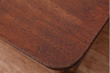 アンティーク家具　アンティーク　古い栓材の小さなちゃぶ台