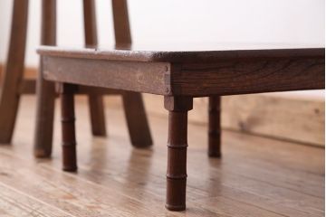 アンティーク家具　アンティーク　古い栓材の小さなちゃぶ台