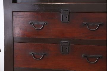 アンティーク家具　古民具・骨董　モダンデザインの大きな収納箪笥(水屋箪笥)