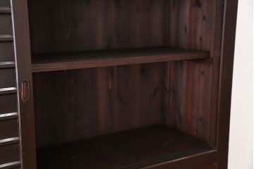 アンティーク家具　古民具・骨董　モダンデザインの大きな収納箪笥(水屋箪笥)