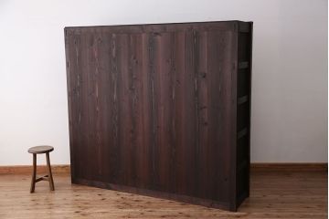 アンティーク家具　古民具・骨董　モダンデザインの大きな収納箪笥(水屋箪笥)