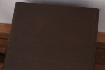 レトロ家具　アンティーク　古い木のレトロな五段小引き出し