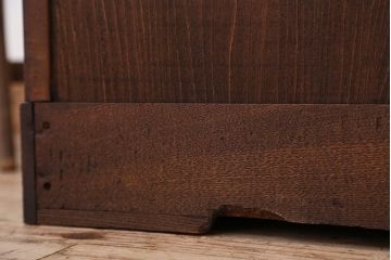 アンティーク家具　アンティーク　古い木のシンプルなローチェスト(ローボード)