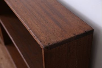 アンティーク家具　アンティーク　古い学校の脚付き本棚(2)(飾り棚・陳列棚)