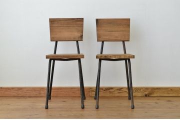 アンティーク家具　鉄脚のシンプルなイス(椅子)2脚セット1