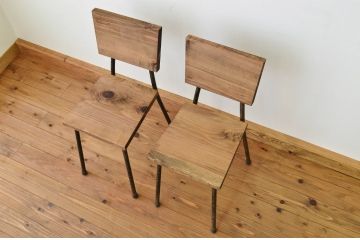 アンティーク家具　鉄脚のシンプルなイス(椅子)2脚セット1