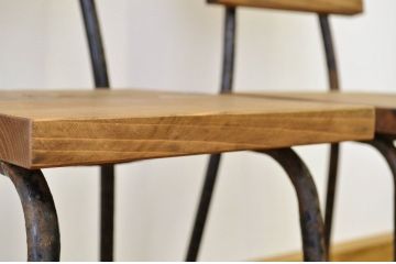 アンティーク家具　鉄脚のシンプルなイス(椅子)2脚セット1
