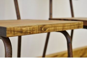 アンティーク家具　鉄脚のシンプルなイス(椅子)2脚セット2