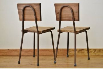 アンティーク家具　鉄脚のシンプルなイス(椅子)2脚セット2