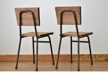 アンティーク家具　鉄脚のシンプルなイス(椅子)2脚セット4
