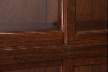 アンティーク家具　アンティーク　古いナラ材の上質な収納棚(ガラスケース・飾り棚)