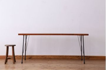 アンティーク家具　☆アンテイーク　古い木の鉄脚テーブル(ケヤキ一枚板)