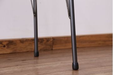 アンティーク家具　☆アンテイーク　古い木の鉄脚テーブル(ケヤキ一枚板)