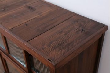 アンティーク家具　アンティーク　素敵なデザイン!古いお家のモールガラス二段重ねチェスト(収納棚)