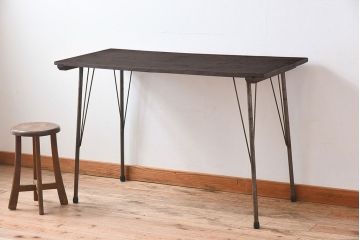 天板一枚板!古材をリメイクした鉄脚テーブル(3)