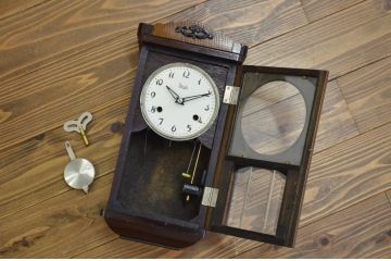 アンティーク雑貨　小振りな姫型メイジ(meiji)時計