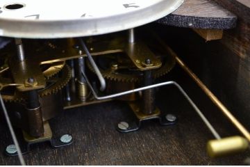 アンティーク雑貨　小振りな姫型メイジ(meiji)時計