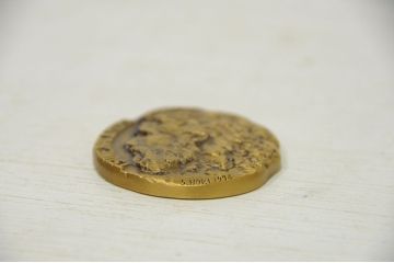 アンティーク雑貨　○堀進二作・中村彝ブロンズレリーフ2点(メダル)