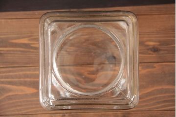 アンティーク雑貨　古い駄菓子屋のガラス瓶(ビン)2個セット