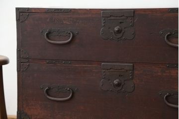 アンティーク家具　古民具・骨董　時代箪笥鉄脚ローボード(ローチェスト)