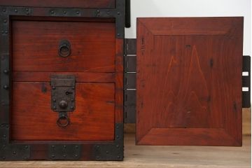 アンティーク家具　古民具・骨董　時代箪笥ローチェスト(ローボード)