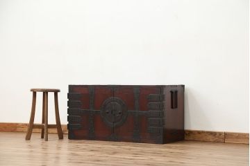 アンティーク家具　古民具・骨董　観音開き時代箪笥ローチェスト(ローボード)