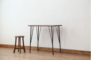 アンティーク家具　アンティーク　天板一枚板!古材を使った鉄脚テーブル?(作業台・机)