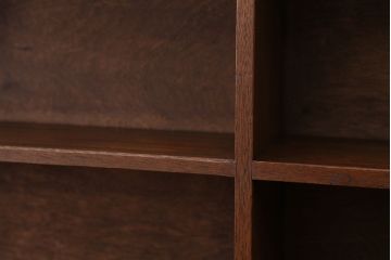 アンティーク家具　アンティーク　古い学校の脚付き本棚(5)(飾り棚・陳列棚)