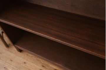アンティーク家具　アンティーク　古い学校の脚付き本棚(5)(飾り棚・陳列棚)