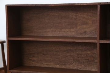 アンティーク家具　アンティーク　古い学校の脚付き本棚?(飾り棚・陳列棚)