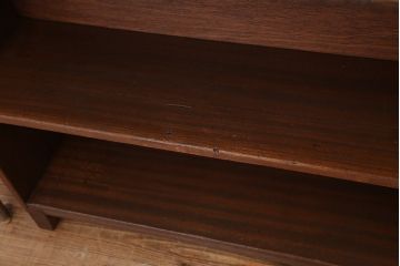 アンティーク家具　アンティーク　古い学校の脚付き本棚(8)(飾り棚・陳列棚)