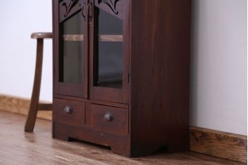 アンティーク家具　アンティーク　古い栓材の小振りな本棚