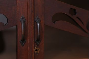 アンティーク家具　アンティーク　古い栓材の小振りな本棚