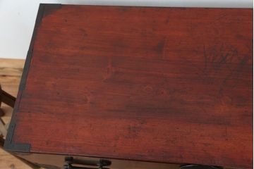 アンティーク家具　アンティーク　シンプルな時代箪笥ローチェスト?(ローボード)