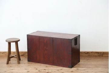 アンティーク家具　アンティーク　シンプルな時代箪笥ローチェスト?(ローボード)