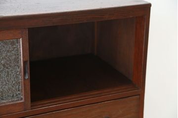 アンティーク家具　アンティーク　古い木の脚付きチェスト(タンス)